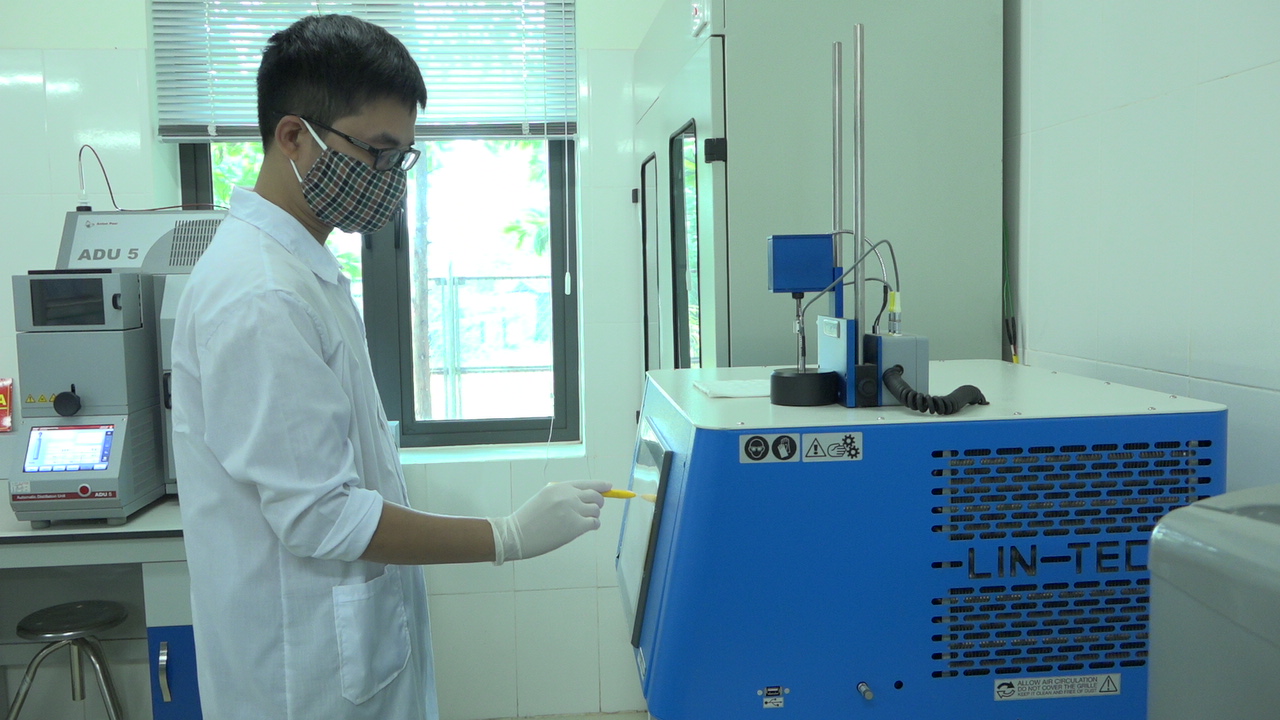 Phòng thử nghiệm của NAFSC được công nhận mở rộng thêm chỉ tiêu lấy mẫu theo phương pháp ASTM D4057-22